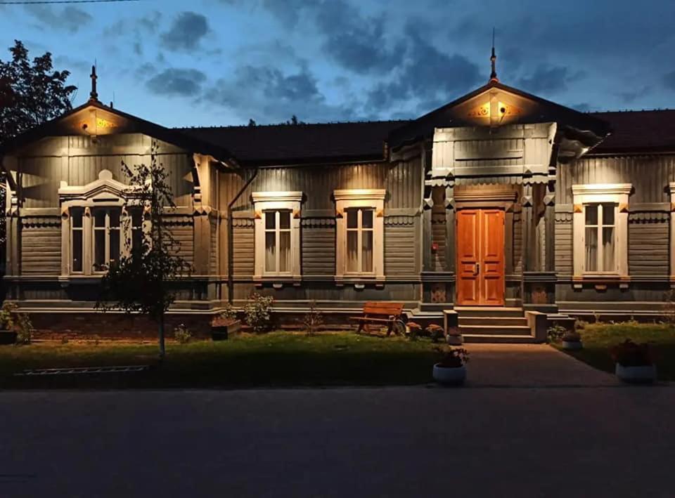 Bojarski Gosciniec Narewka Esterno foto