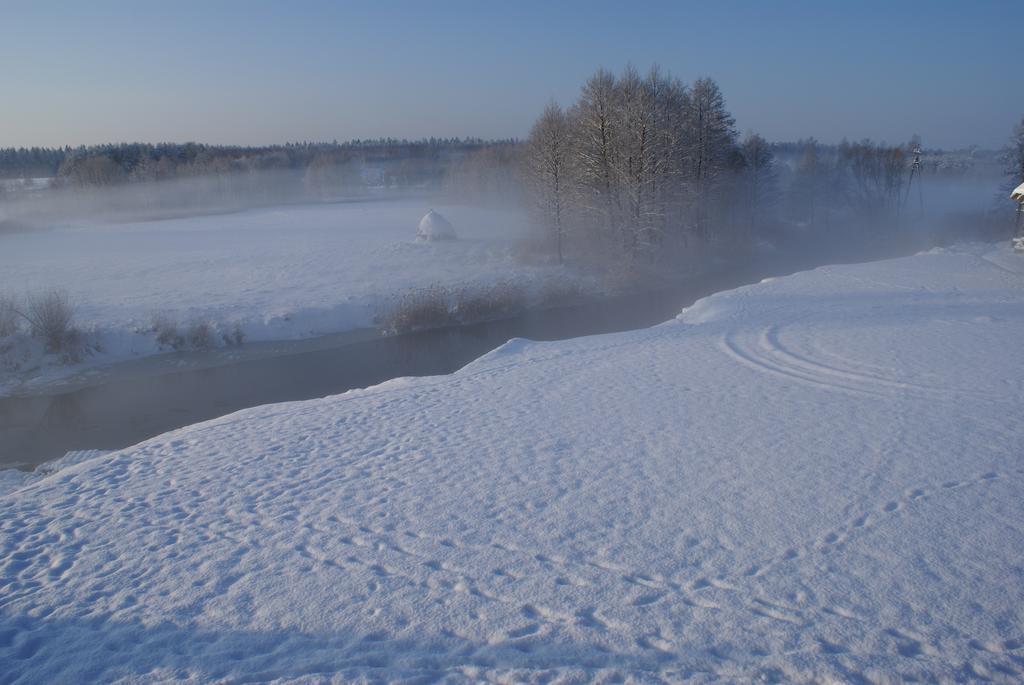 Bojarski Gosciniec Narewka Esterno foto