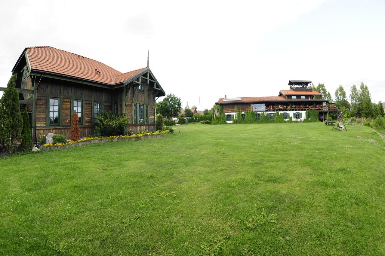 Bojarski Gosciniec Narewka Esterno foto